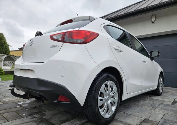 Mazda 2 cena 20900 przebieg: 150000, rok produkcji 2016 z Częstochowa małe 232